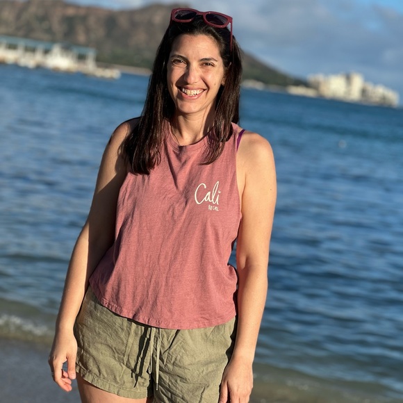 Meet your Posh Ambassador, Sara - Picture 3 of 4